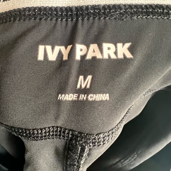 IVY PARK “I” Low Rise Capri Leggings - Picture 3 of 4